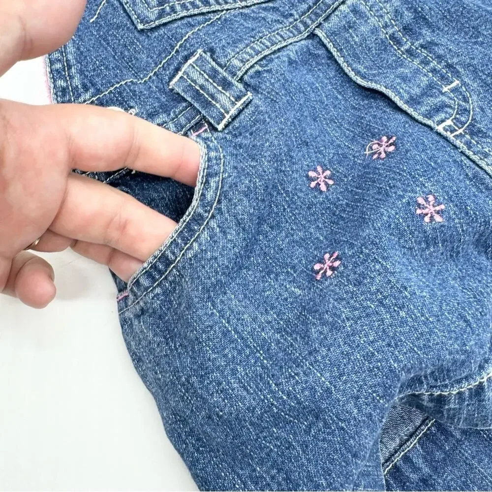 Vintage‎ OshKosh Snowflake and Penquin Embroidered Denim Overall Skirt Size 6-9